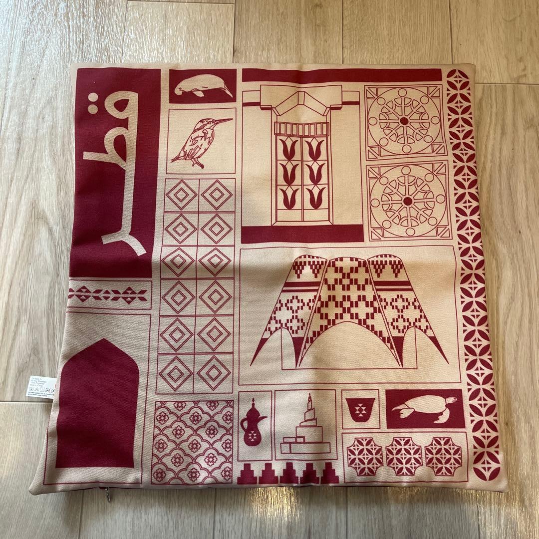 カタールパビリオン　クッションカバー