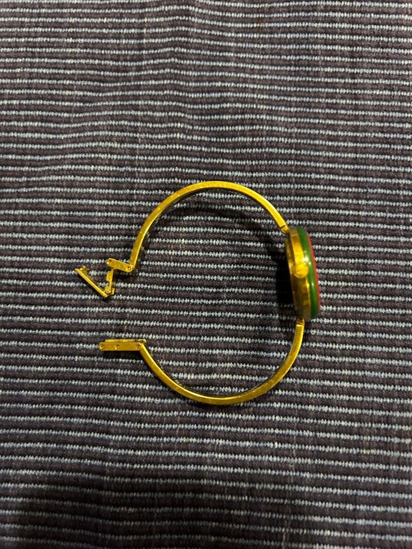 なき　グッチチェンジベゼル　シェリーライン1100-L