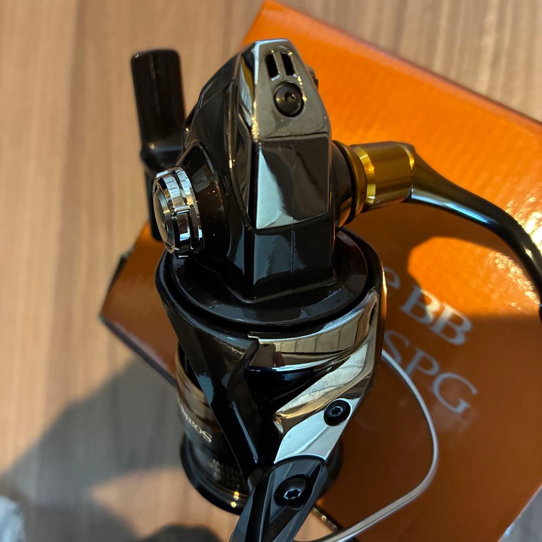 SHIMANO C2000SSPG スピニングリール