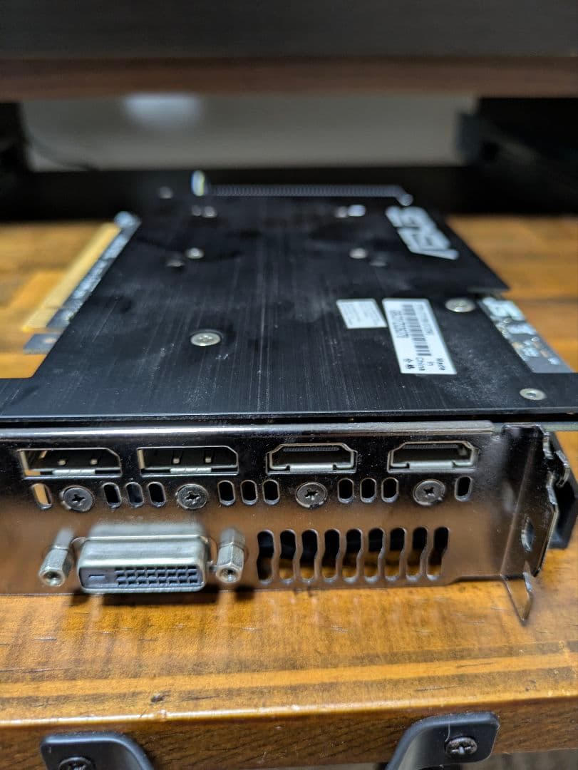 ASUS STRIX-GTX1060-DC2O6G グラフィックボード