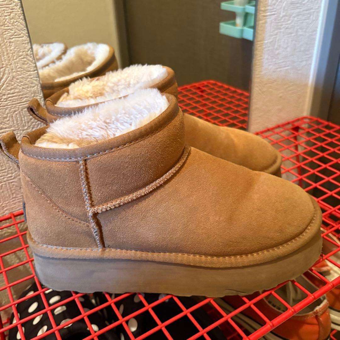 ugg クラシックウルトラミニ 24cm