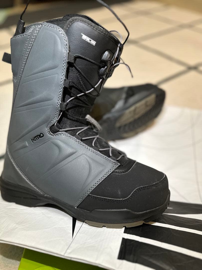 NITRO スノーボードブーツ