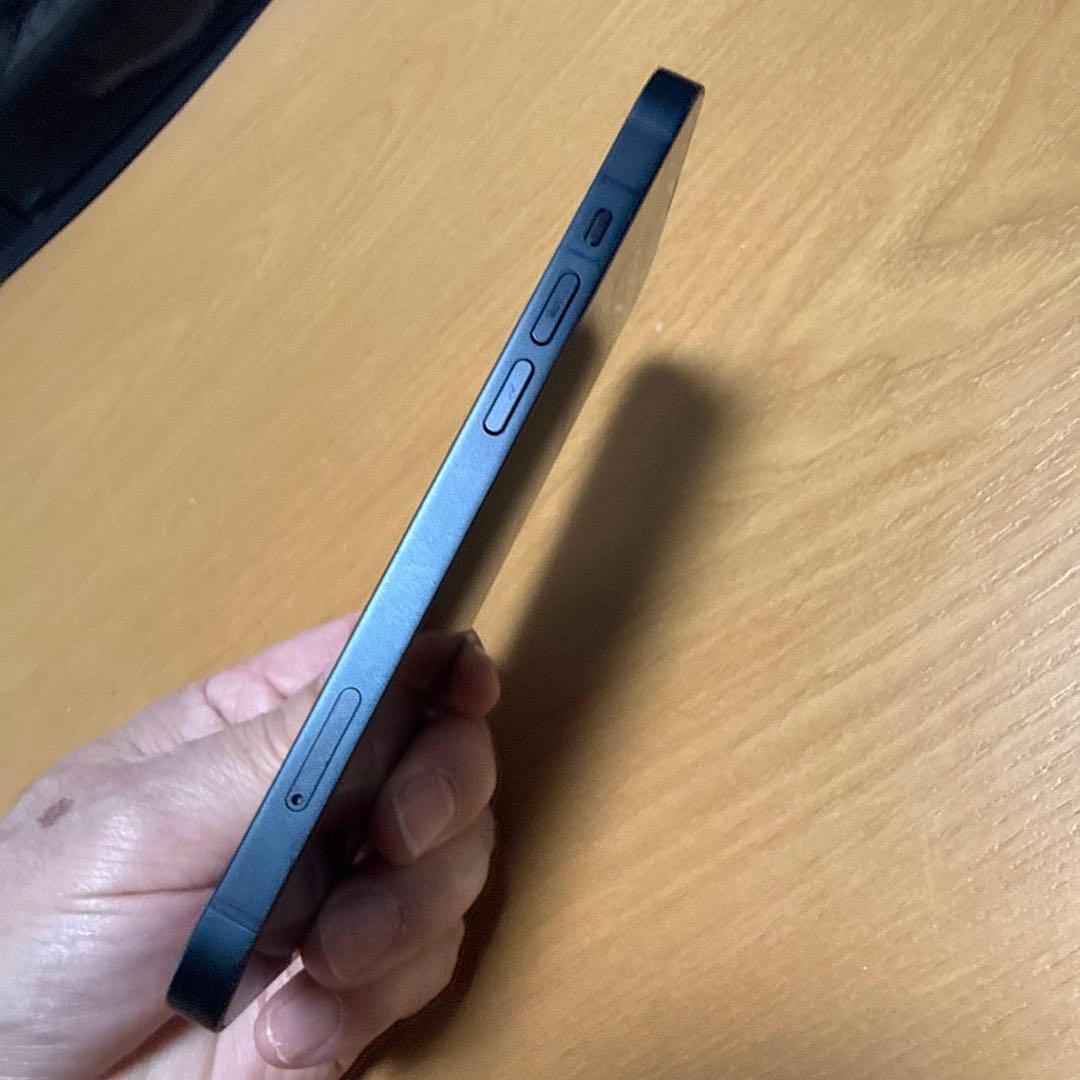 iPhone13本体ミッドナイト128GB美品(ケース、新品フィルム付)