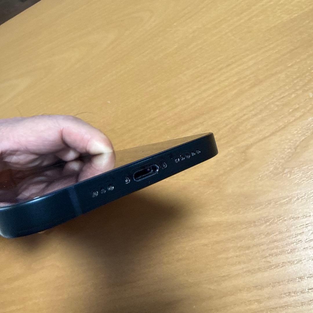 iPhone13本体ミッドナイト128GB美品(ケース、新品フィルム付)