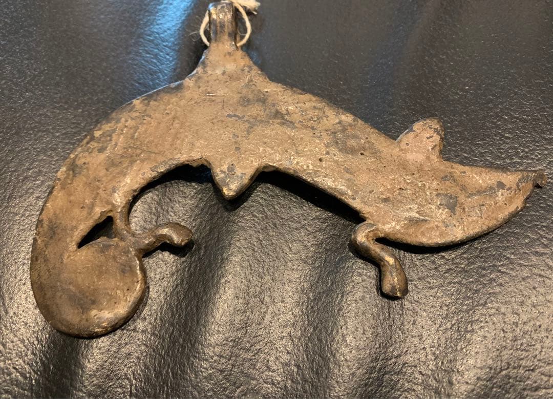 ロビ族　カメレオン