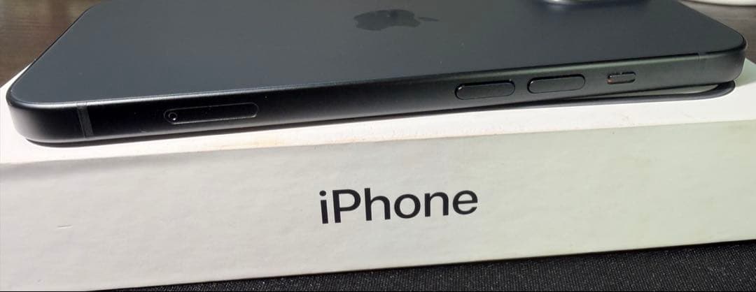 海外版 iPhone15 SIMフリー 256GB ブラック