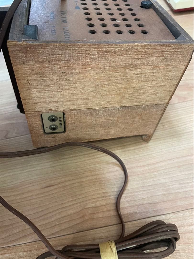 レトロ AM/FMラジオ 内蔵スピーカー　ビクター