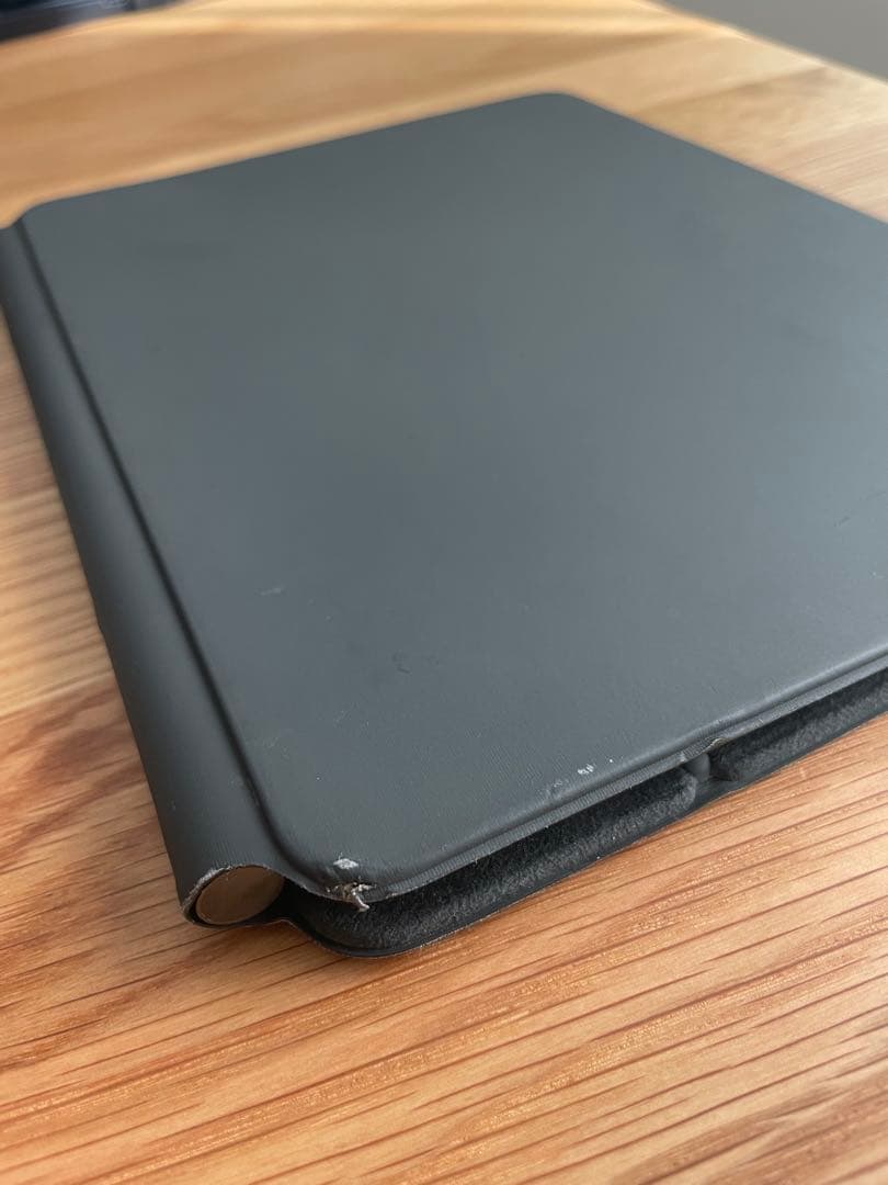 Magic Keyboard 10.9インチ 第4世代対応（A2316使用）