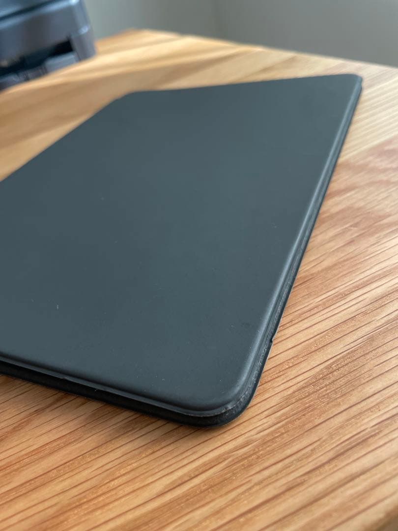 Magic Keyboard 10.9インチ 第4世代対応（A2316使用）