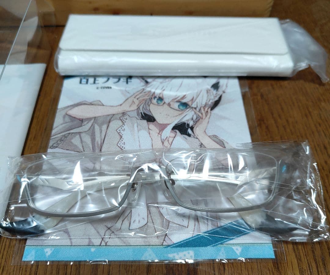 ホロライブ　白上フブキ　眼鏡執事 eyemirrorコラボグッズ　眼鏡