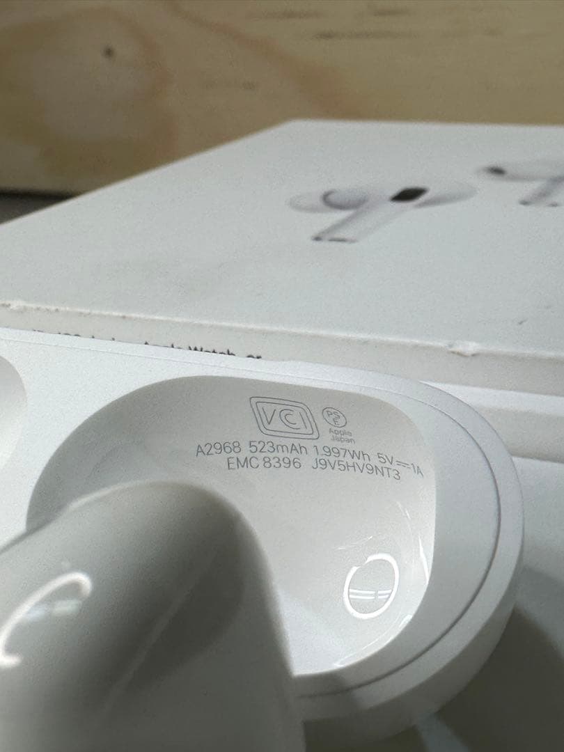 【美品】AirPods Pro 第2世代 MTJV3J/A V9NT3