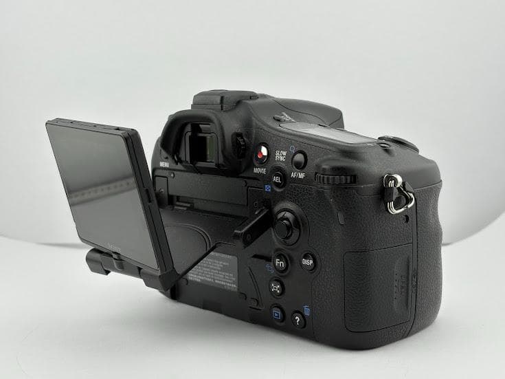 ★極上美品★ソニー SONY α77 SLT-A77V『ショット数15,015』