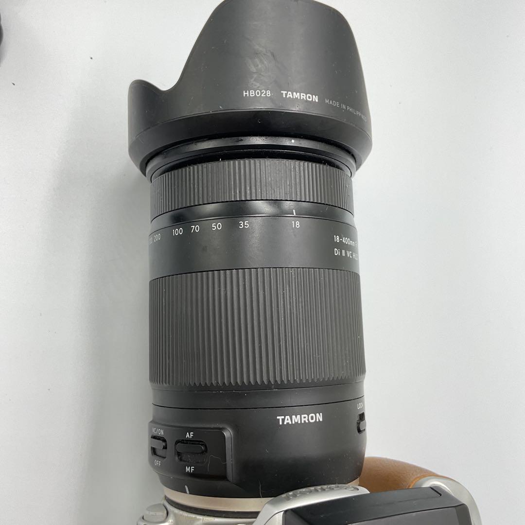 J939 Canon キャノン　EOS KISS X9 カメラ