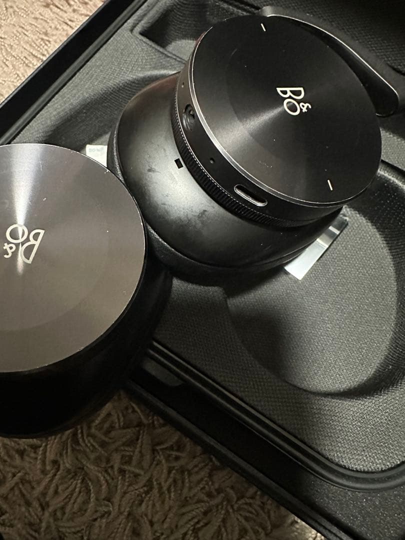 Bang & Olufsen Beoplay H95 ヘッドフォン