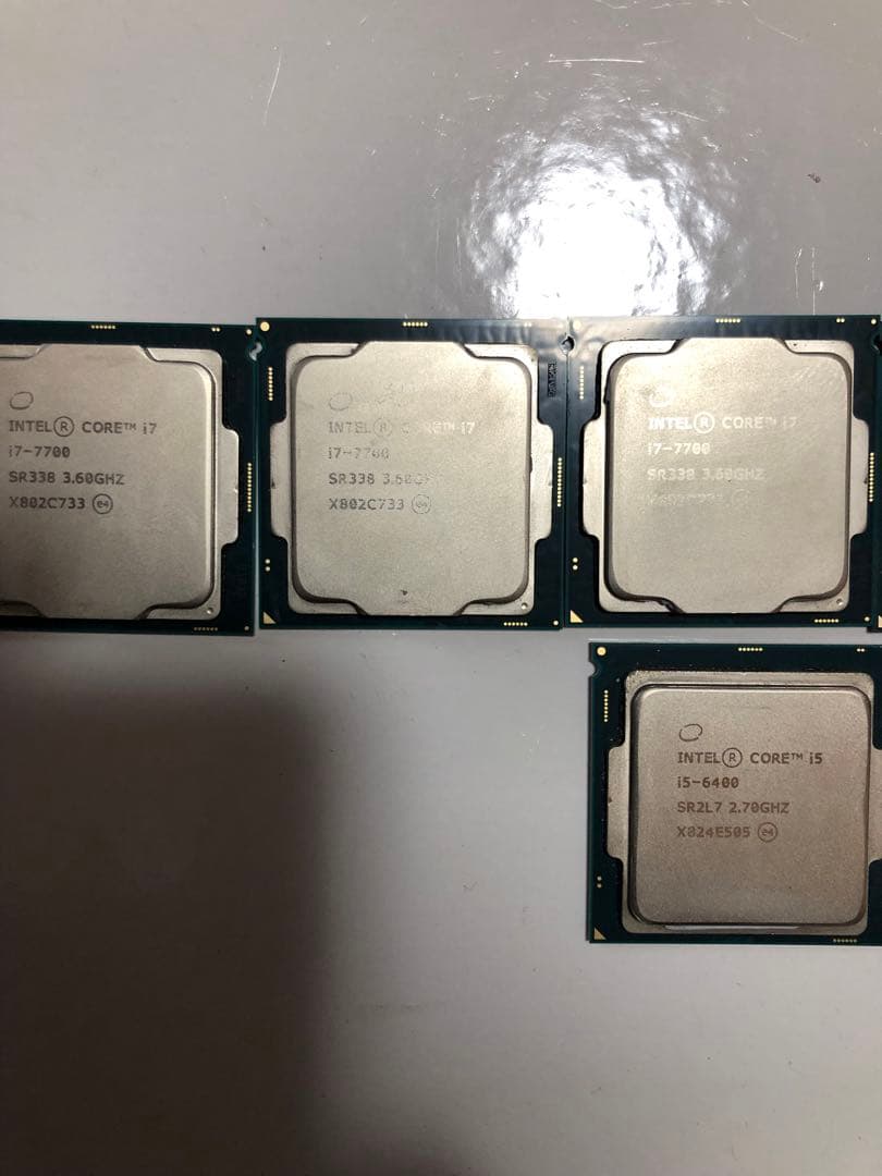Intel Core i7-7700/i5-6400 セット確認済みです。