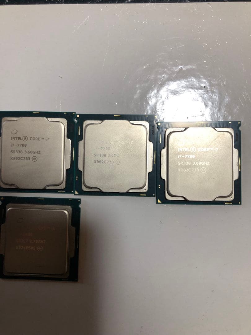 Intel Core i7-7700/i5-6400 セット確認済みです。