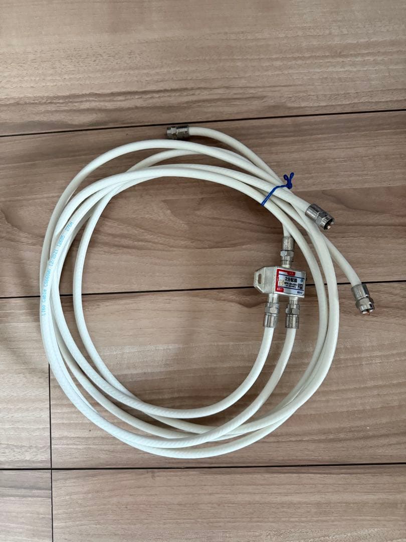 【リモコン付きテレビ】 SHARP AQUOS LC-32V5