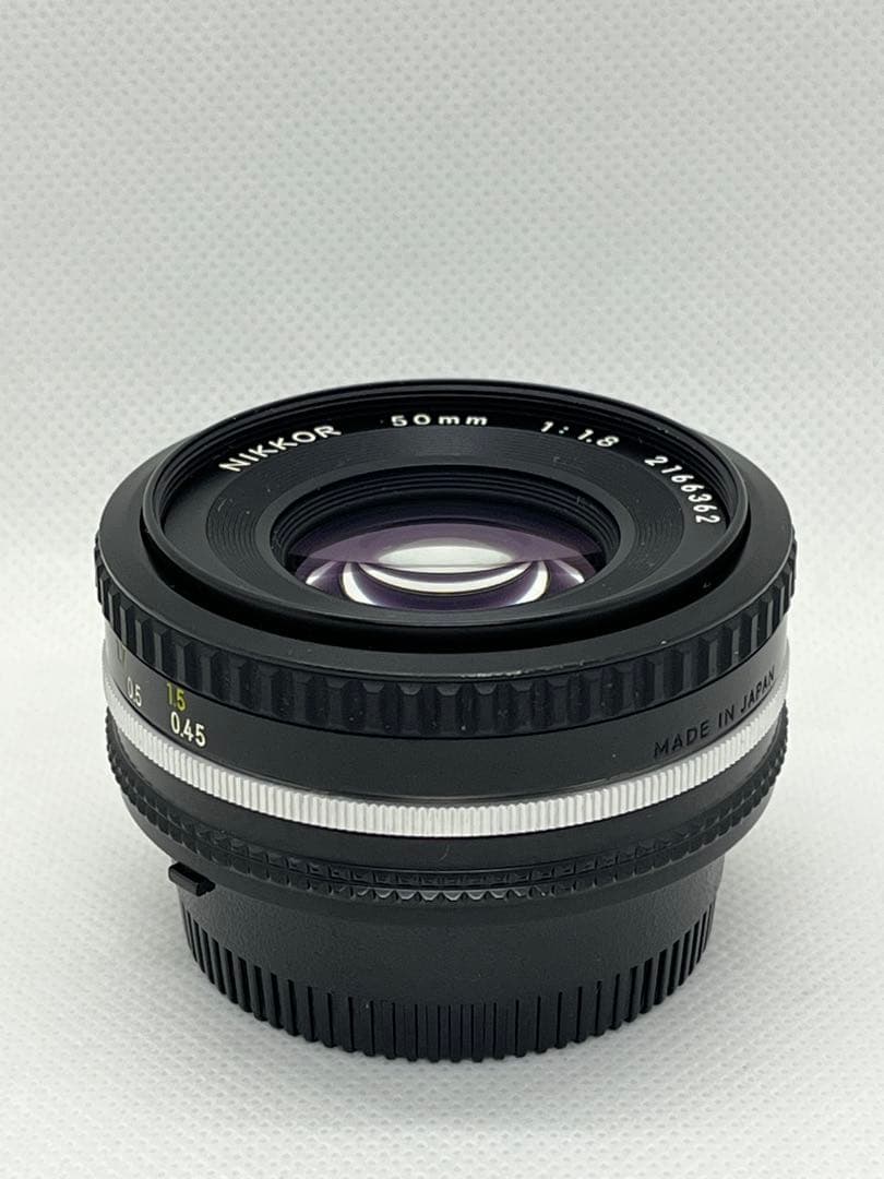 NIKKOR 50mm f/1.8 人気のパンケーキレンズ 日本製
