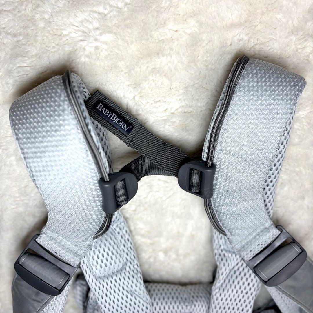 【極美品】 BABYBJÖRN ワンカイエアー　抱っこ紐　シルバー