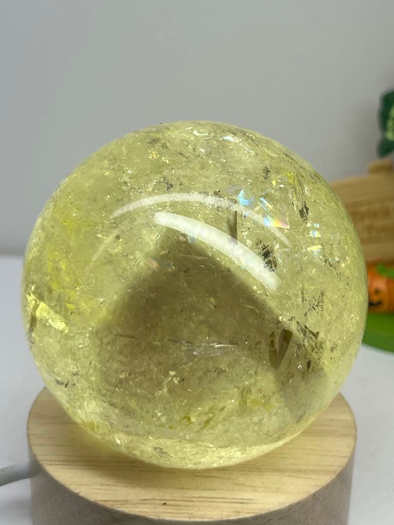 天然石　シトリンクォーツスフィア　ファントム　爆虹✨✨台座付きNo.1264