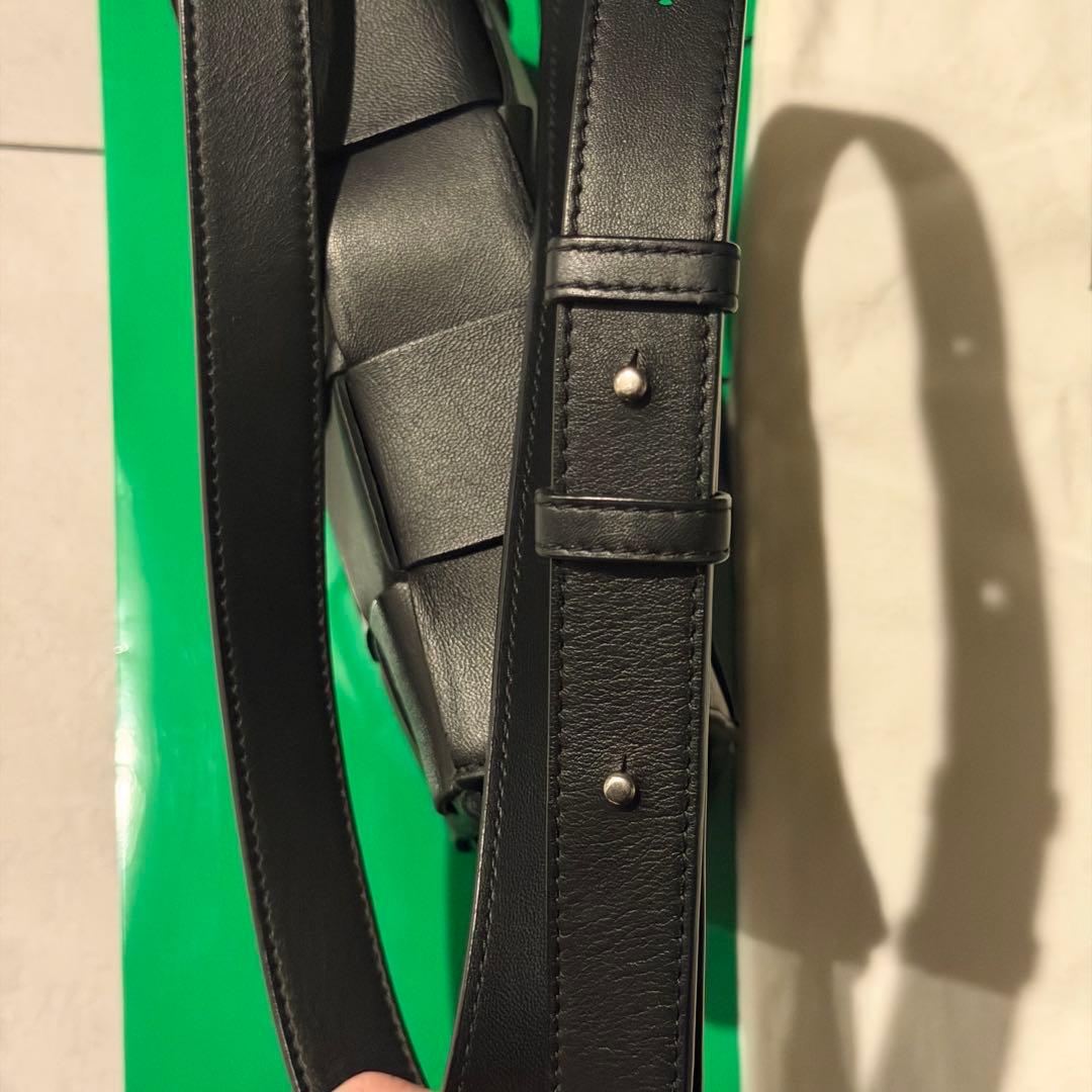 【BOTTEGA VENETA】『カセット』レディース ショルダーバッグ