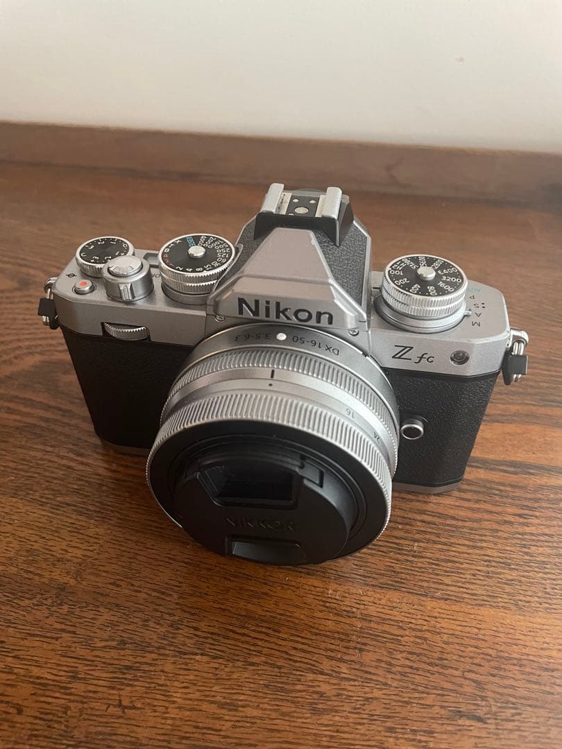 Nikon Z fc ミラーレス一眼 シルバー