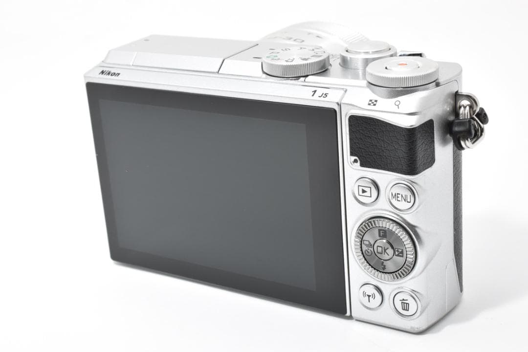 ■美品■Nikon ニコン 1 J5 電動ズームキット