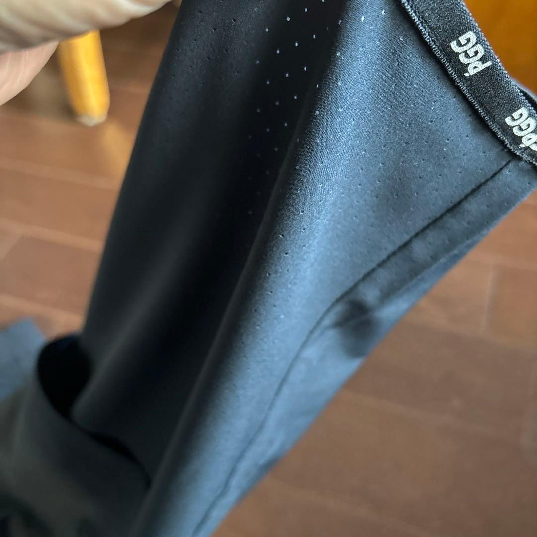 パーリーゲイツPGG Ｐe 4wayストレッチブラックパンツサイズ6