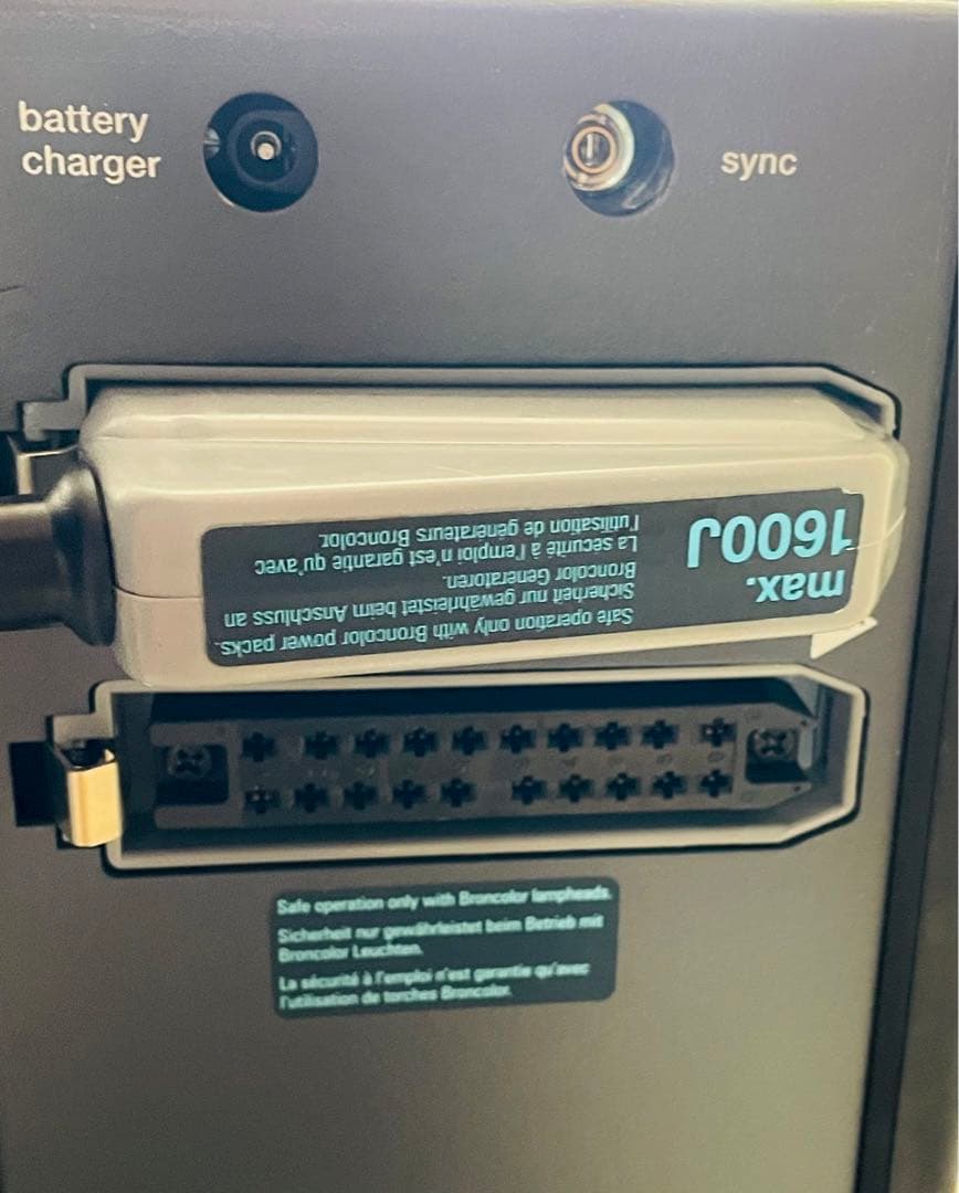 ブロンカラー　モビライト　ストロボ