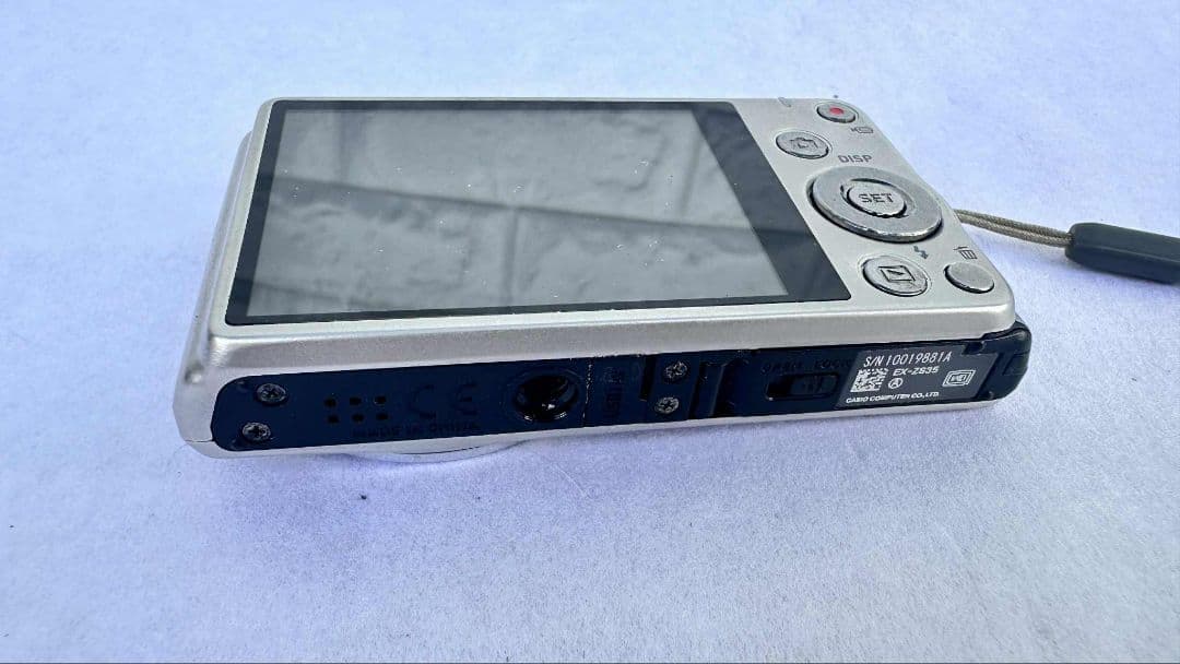 デジタルカメラ CASIO EXILIM EX-ZS35 20.1MP