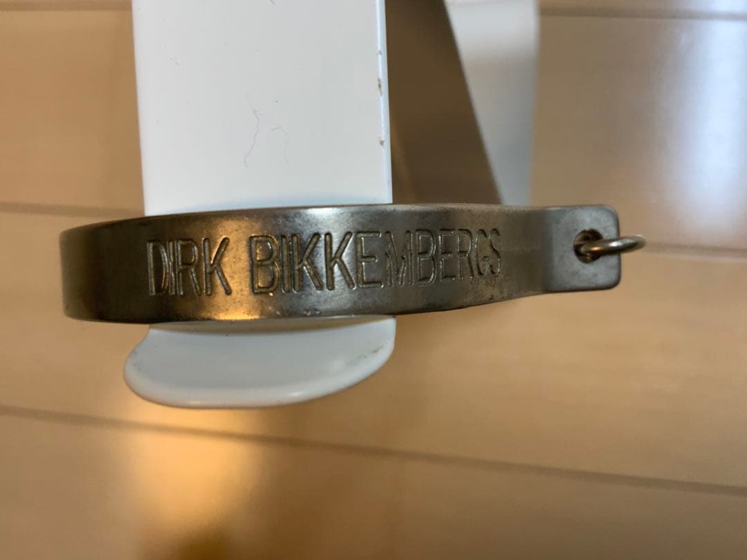 ダークビッケンバーグ 金属製ブレスレット