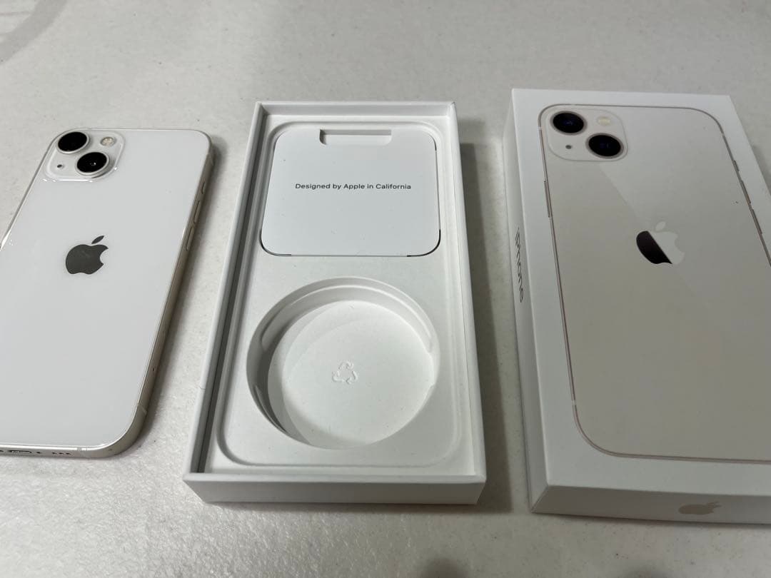 Apple iPhone 13 ホワイト 本体　箱あり　SIMフリー