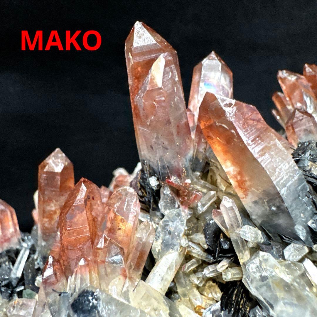 M1794☆アイアンローズ共生赤水晶クラスター1.7Kg☆広東省産☆N20720