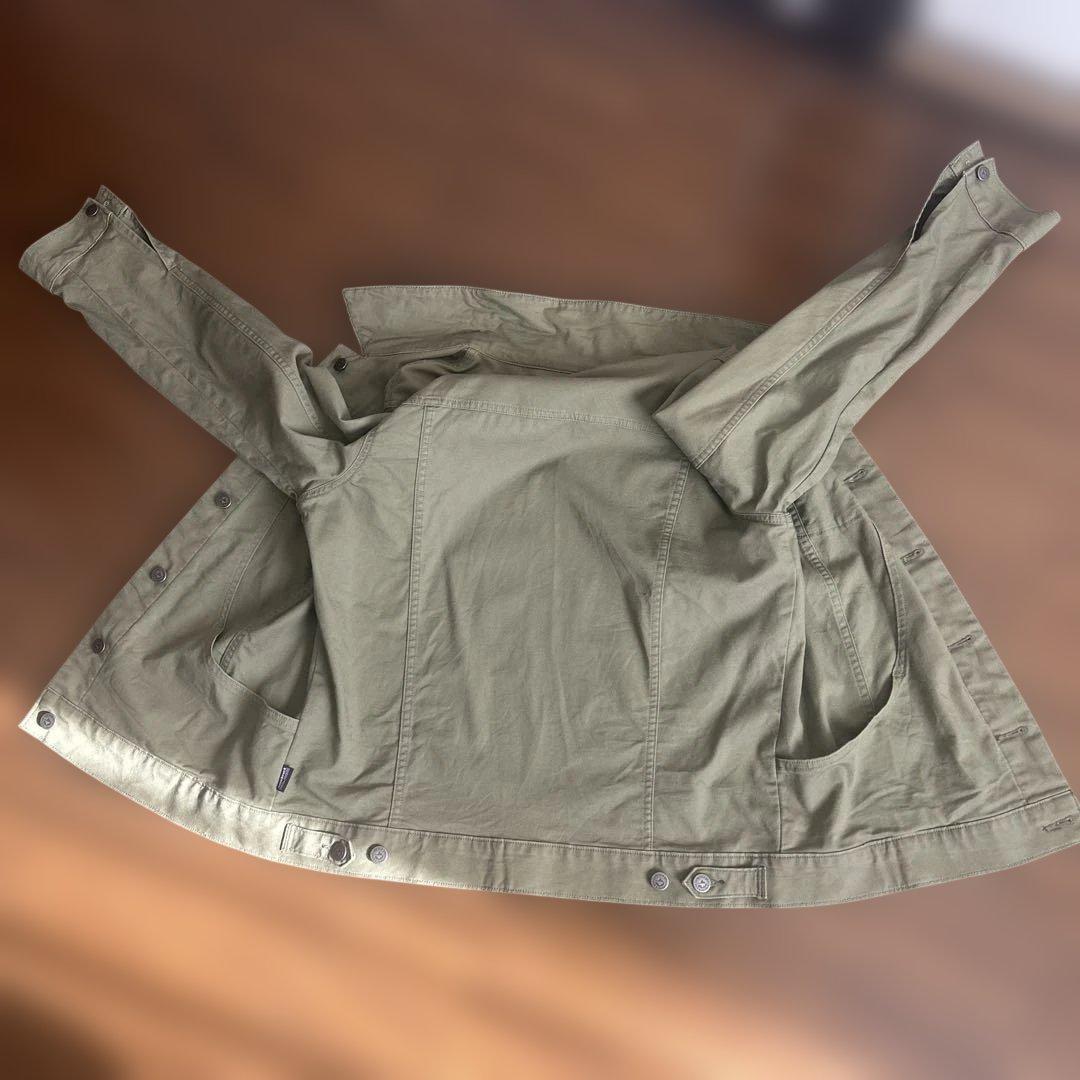 patagonia カーキ　長袖ジャケット M