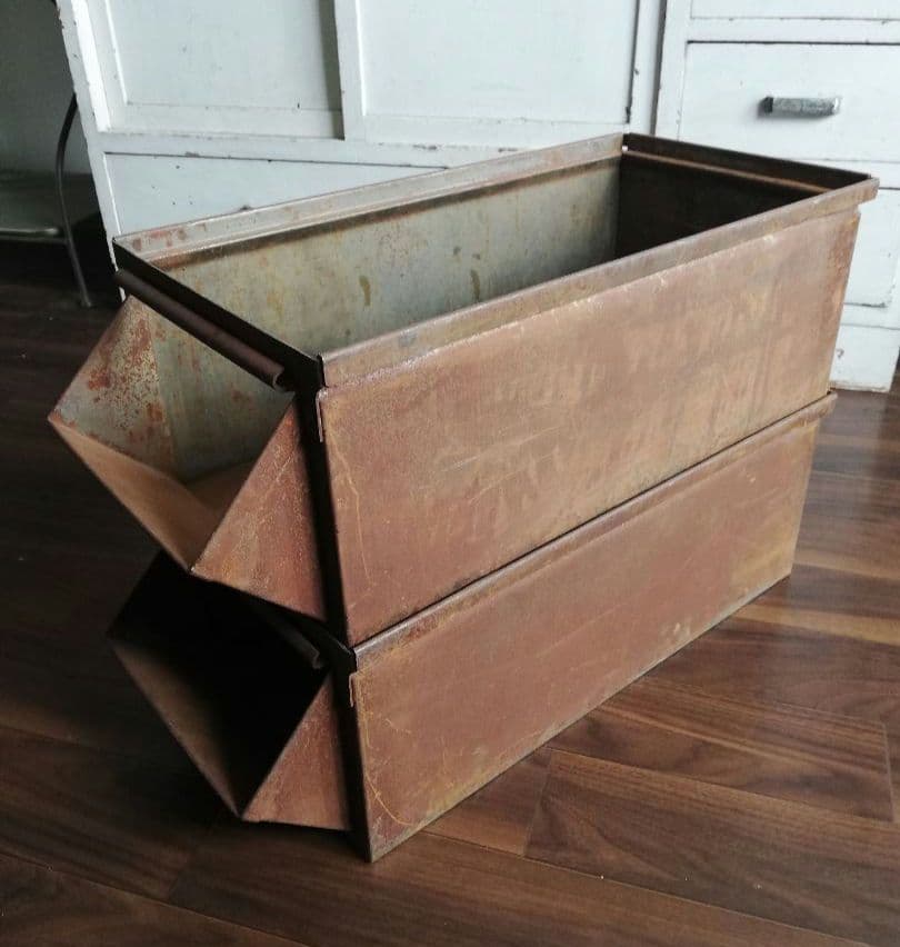 1個【LYON AURORA社】鉄の錆び錆びメタルスタッキングストッカー