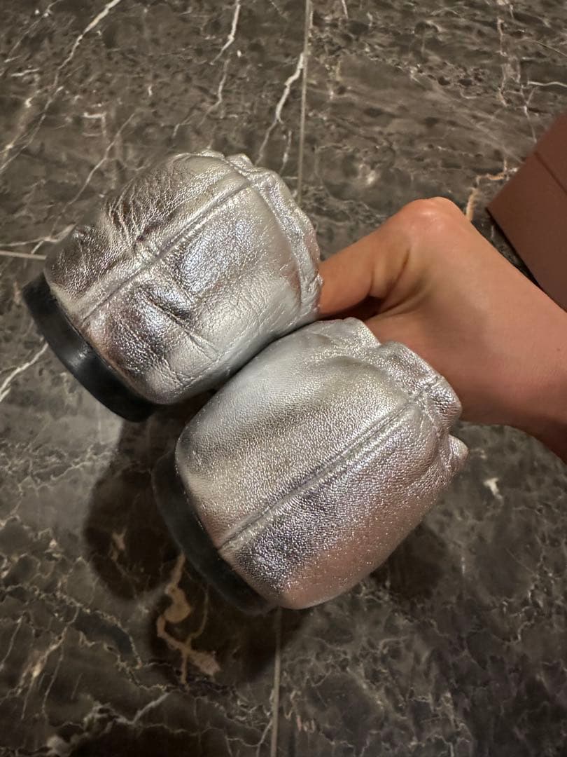 FABIO RUSCONI ポインテッドトウシャーリングパンプス(F31510)