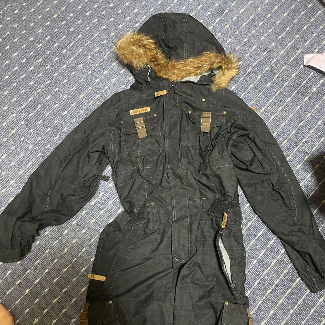 ESTIVOボードウェアつなぎ