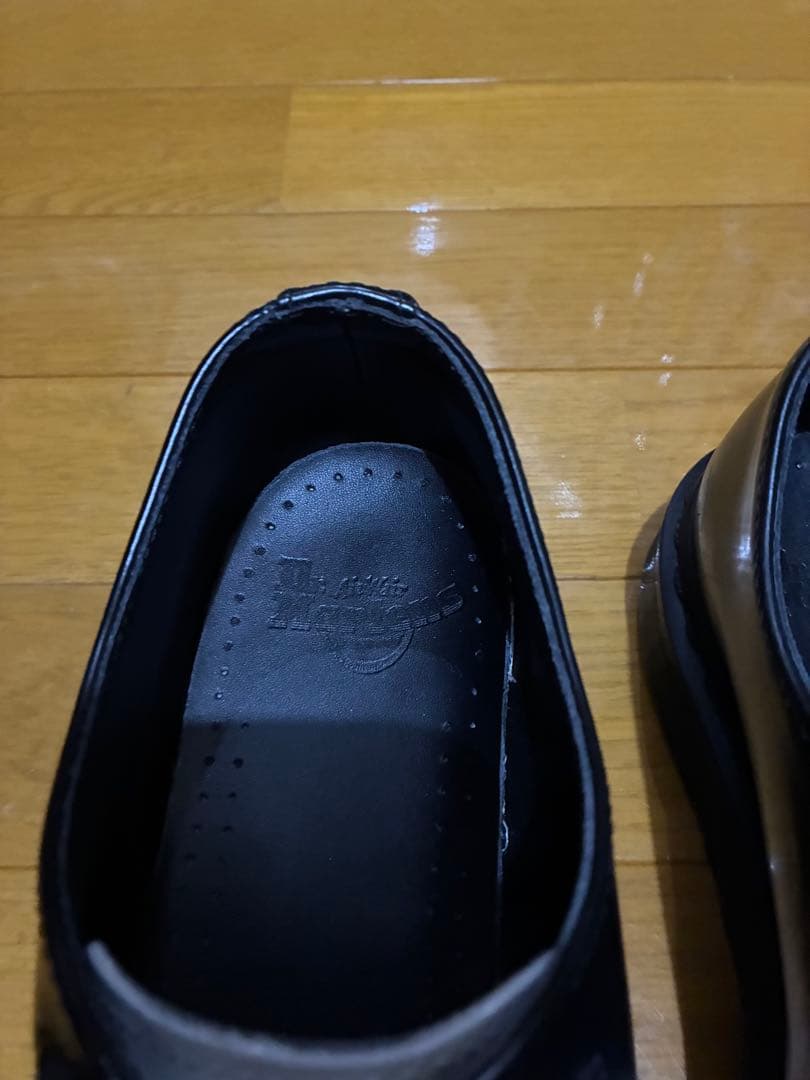 【週末値下げ！】ドクターマーチンASHLEY