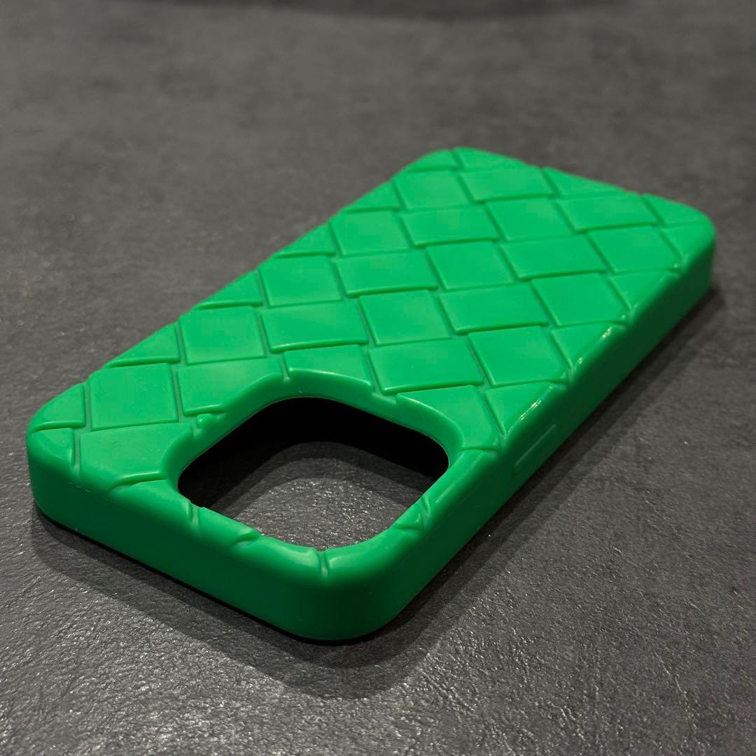 【専用】Bottega Veneta スマホケース iPhone 15pro 緑