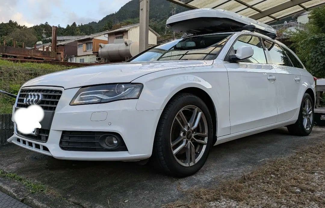 アウディA4アバント‼️スタッドレスタイヤ装着‼️