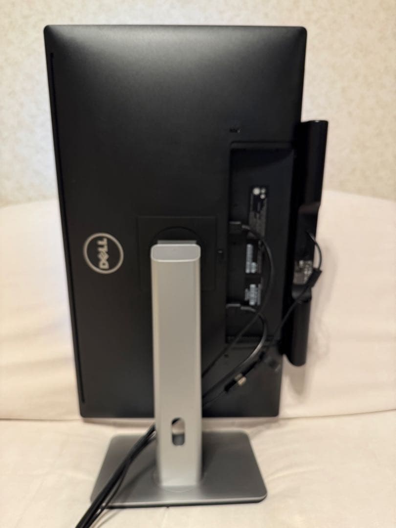 28インチモニター大画面4K Dell P2815Q｜スピーカー付き｜動作良好