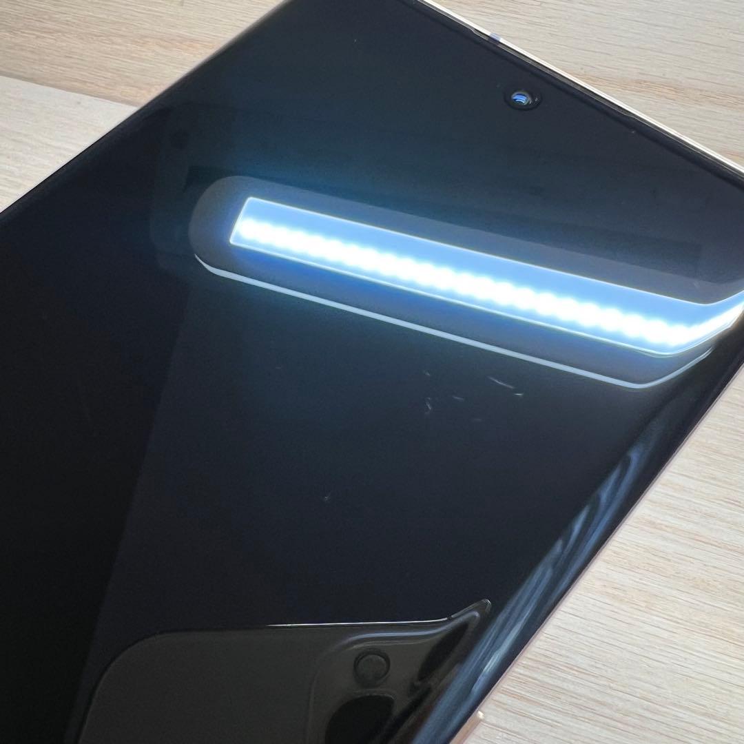 富士通arrows NX9 F-52A本体 E27