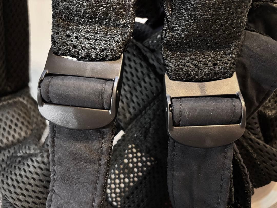 2025年1月購入 ベビービョルン ベビーキャリア ハーモニー ブラック