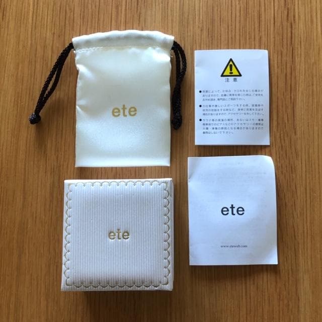 【未使用】ete 片耳ピアス make me crazy