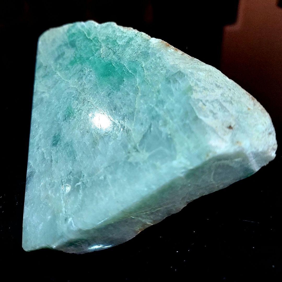 スッキリしたグレーが綺麗✨ 大きな本翡翠 JADEITE 原石 表面磨き 531