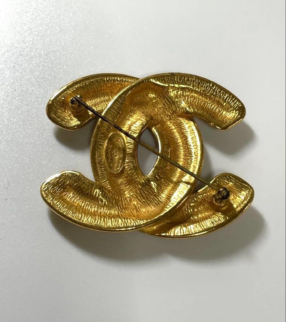 シャネル CHANELヴィンテージ　ココマーク　マトラッセ ブローチ　ゴールド