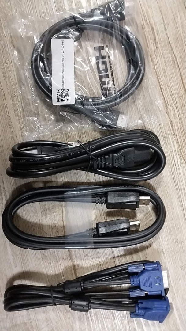 値下げ中　PRINCETON PTFWLD-24W23.8型モニター　即購入OK