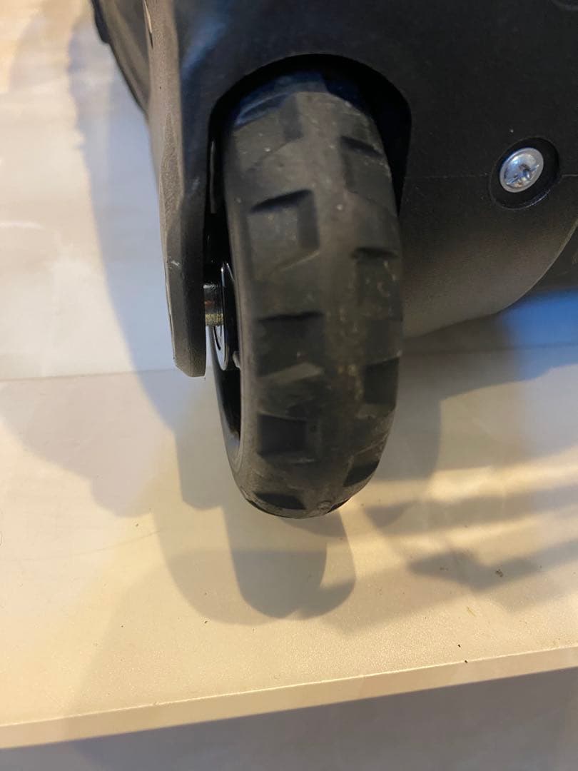 ボウリング2個とSTORM ボウリング用バッグ 3球収納