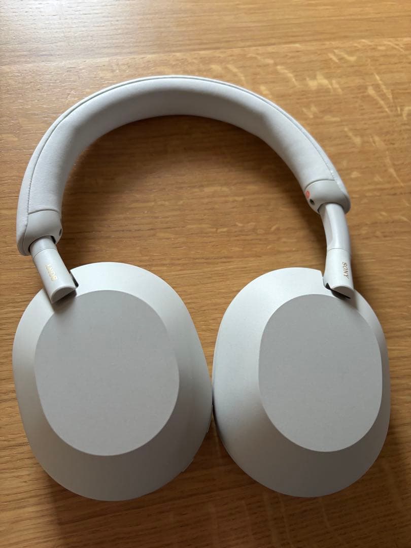 ワイヤレスヘッドホン ホワイト ケース付き