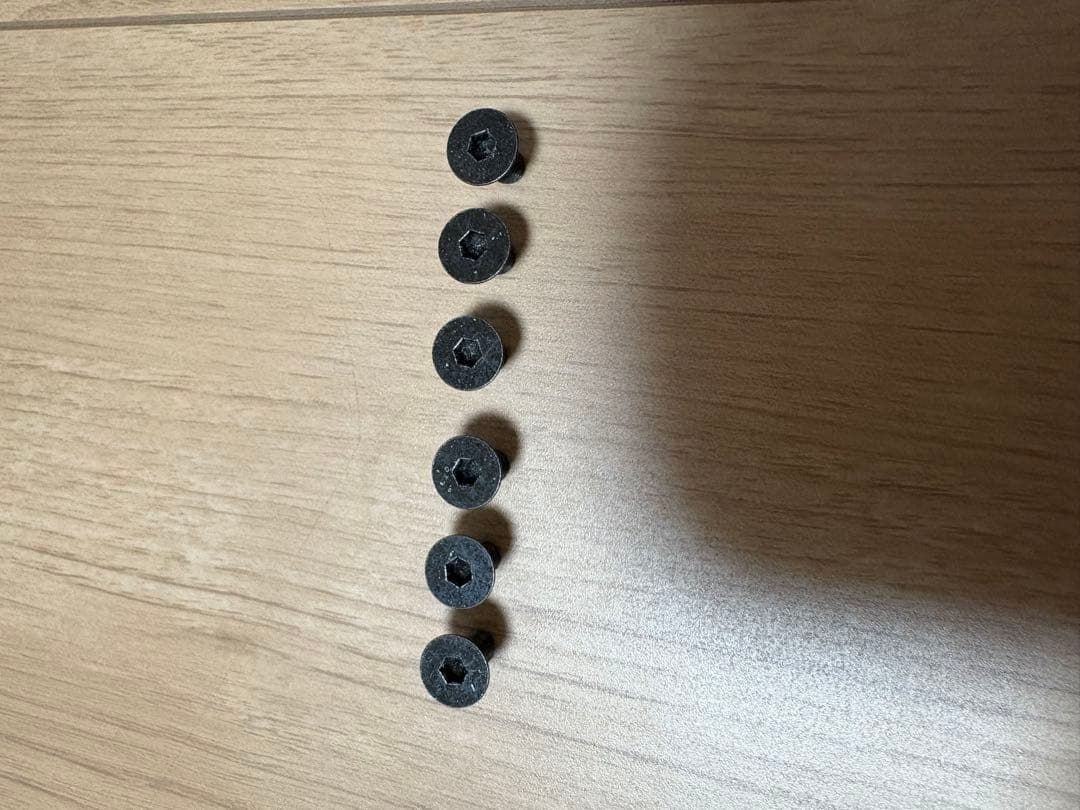 正規品　MOMO　ステアリング　35φ